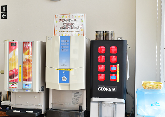 トヨタレンタリース千葉 市川本八幡店 ドリンクサーバー